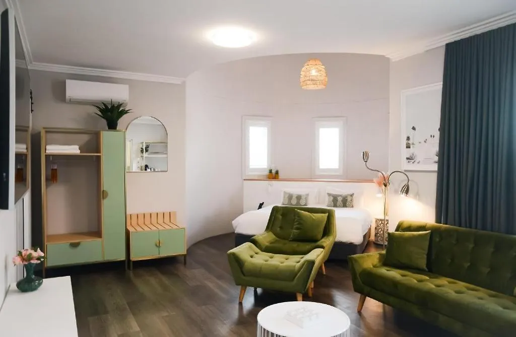 Vali By Village Byron Bay Hotel